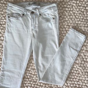 EUC 0 Abercrombie Low Rise Light Blue Skinny Jeans